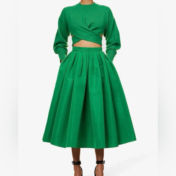 Alexander McQueen Dresses & Skirts - Alexander McQueen Green Gathered Polyfaille Midi Skirt - Size IT 38/US 2